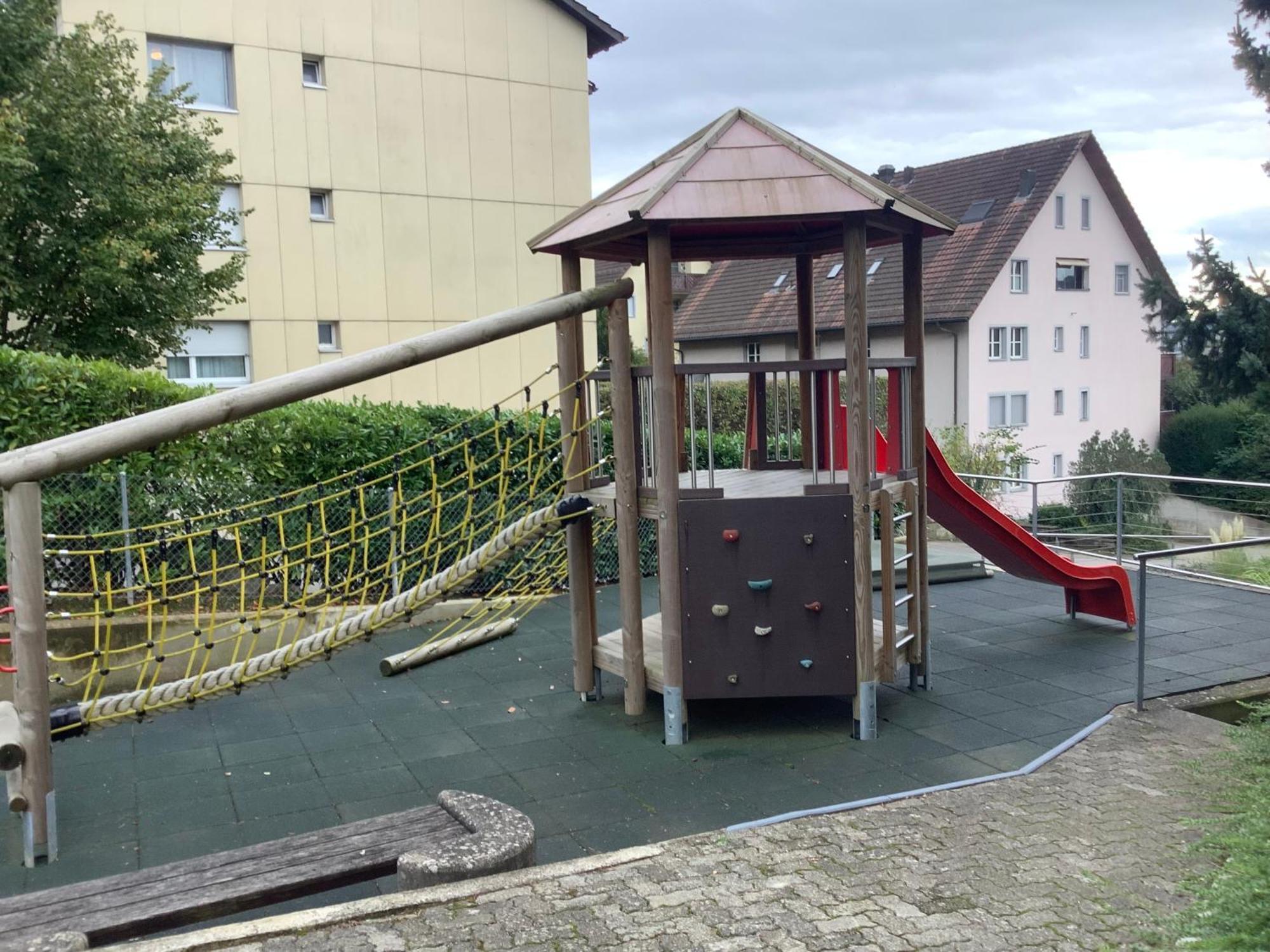 Chambre Spacieuse Et Confortable Avec Ecran Plat Oetwil an Der Limmat Eksteriør bilde